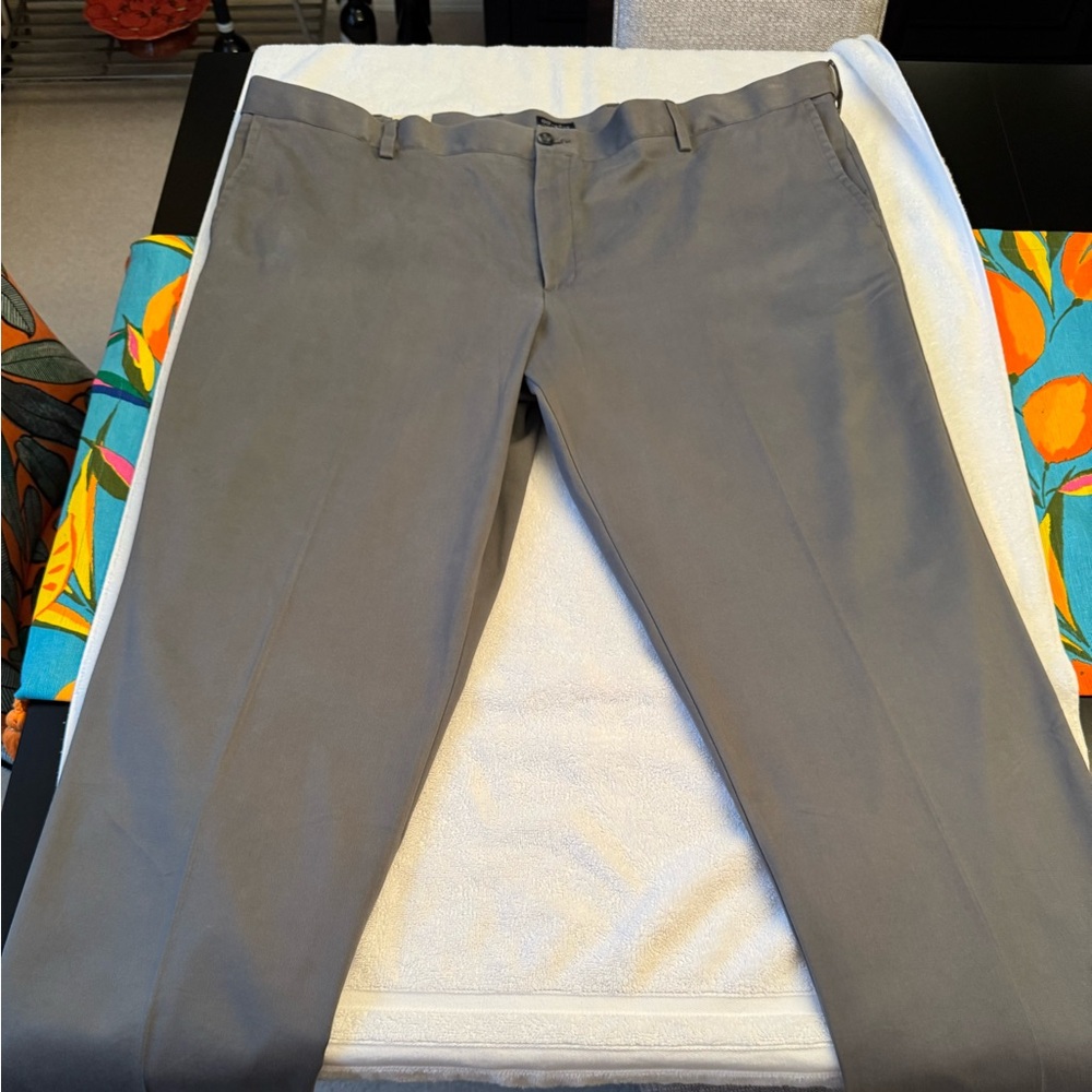 Men’s Dockers. Brand new with tags. Classic fit. 48 x 32. Excellent condition.